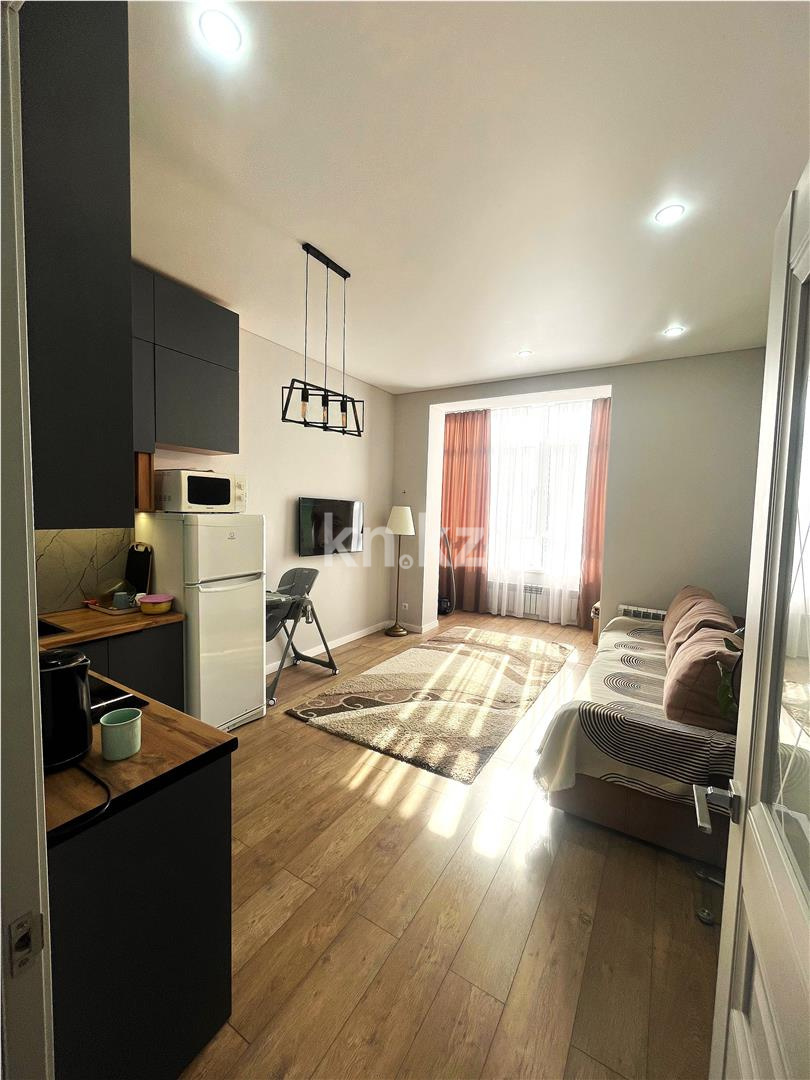 Продажа 2-комнатной квартиры, 43 м², ул. Муканова - Продажа  двухкомнатных квартир в Караганде с фото фото 1 из 10