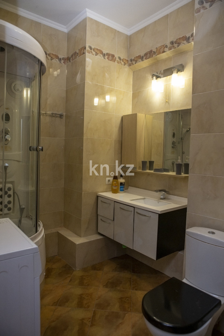 Аренда 3-комнатной квартиры посуточно, 125 м², ул. Радостовца, дом  255 - ул. Утепова - Аренда  трехкомнатных квартир посуточно в Алматы без посредников фото 13 из 17