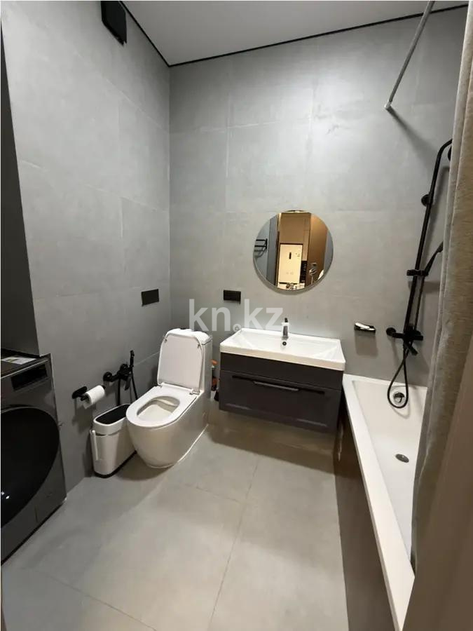 Продажа 3-комнатной квартиры, 59 м², пр. Абая, дом  160 в Алматы - фото 4