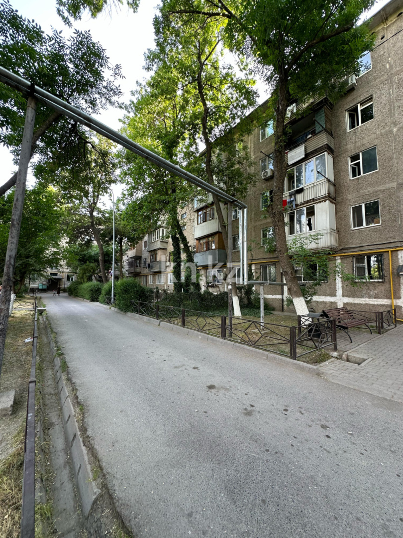 Продажа 2-комнатной квартиры, 48 м², ул. Алии Молдагуловой, дом  8а - Продажа квартир в Шымкенте фото 1 из 15