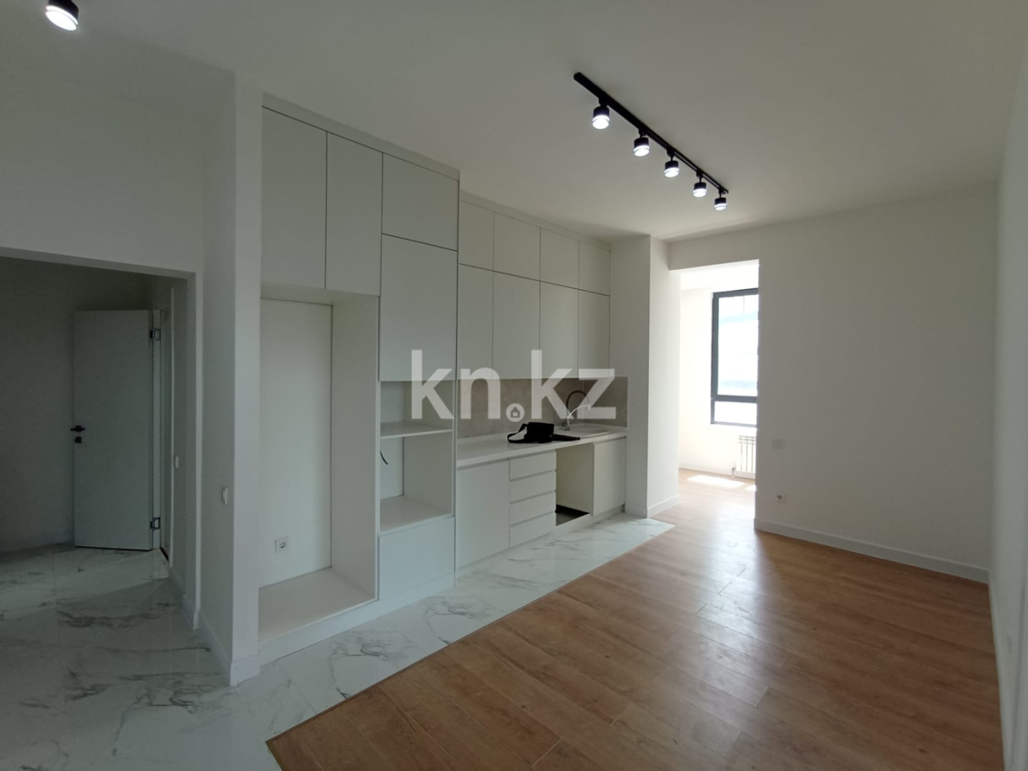 Продажа 2-комнатной квартиры, 82 м² в Алматы - фото 23