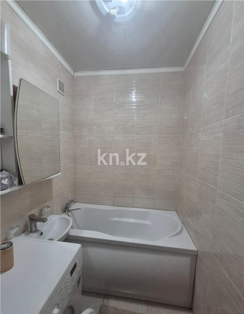 Продажа 3-комнатной квартиры, 55 м² - Продажа квартир в Караганде - страница 2 фото 8 из 12