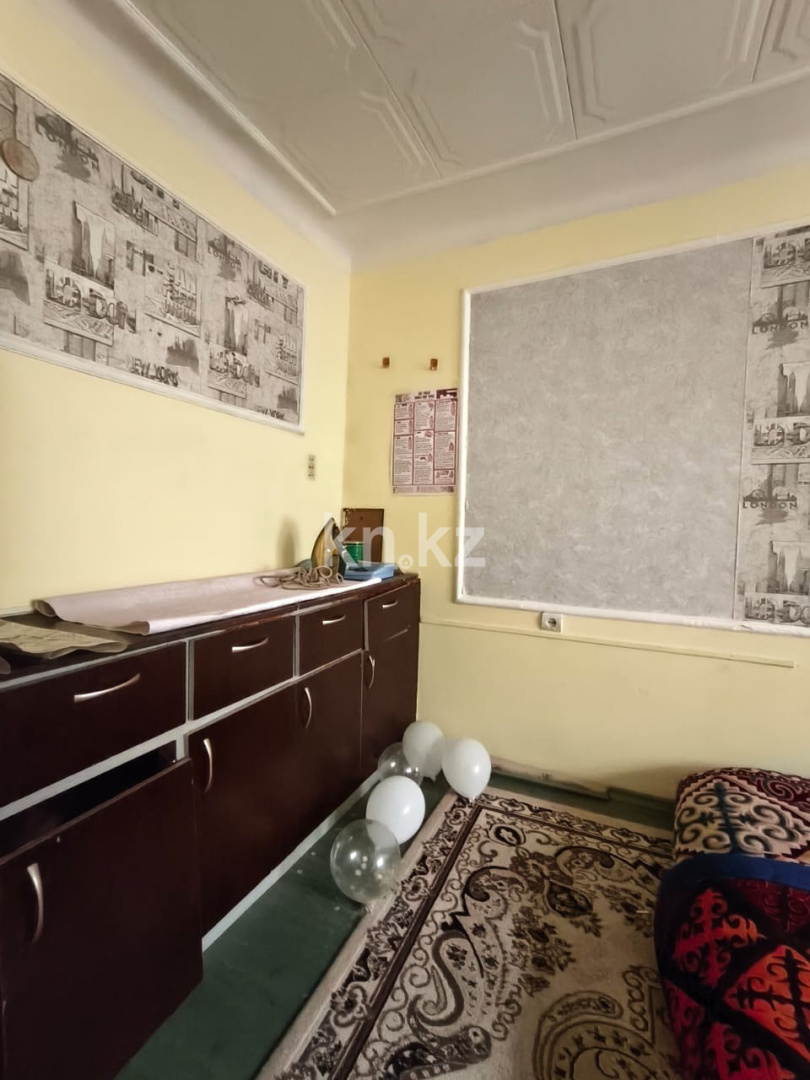 Продажа 3-комнатной квартиры, 70 м², пр. Абылай хана в Алматы - фото 2