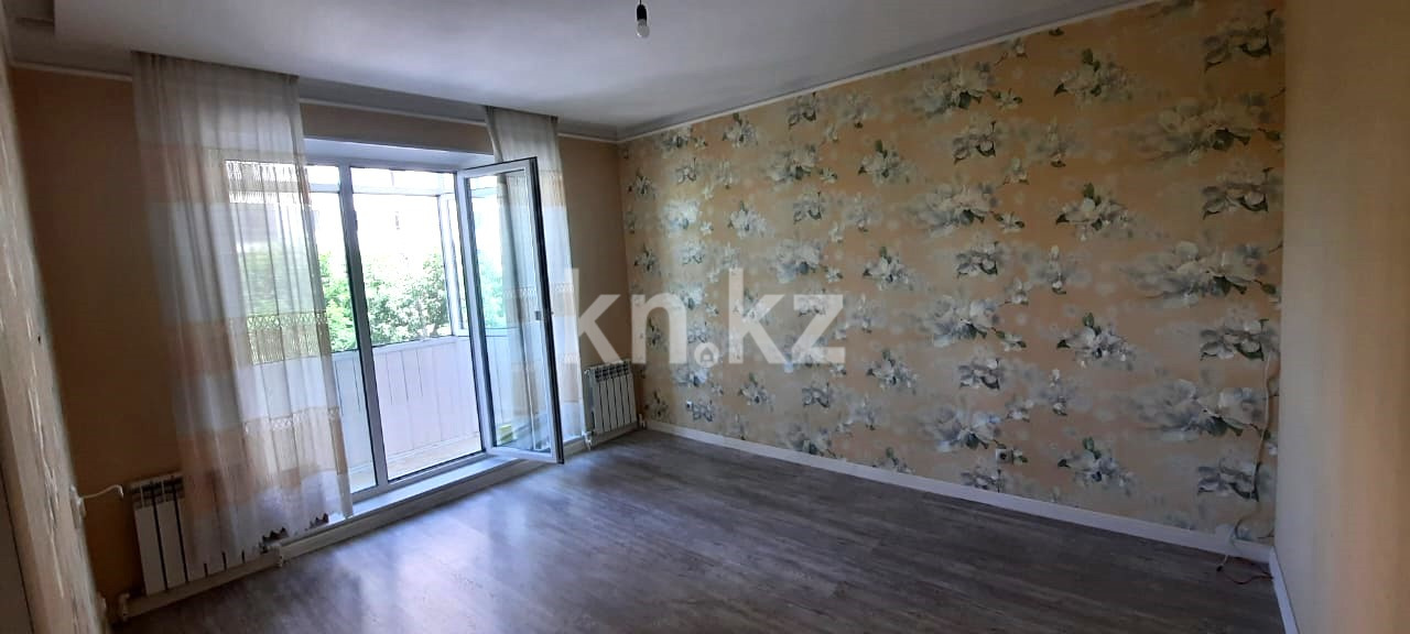 Продажа 3-комнатной квартиры, 83 м², пр. Строителей, дом  33/1 в Караганде - фото 4