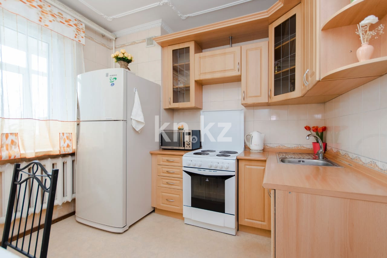 Аренда 2-комнатной квартиры посуточно, 50 м², Самал-2 мкр-н, дом  27 - Аренда жилой и коммерческой недвижимости в Алматы фото 11 из 17