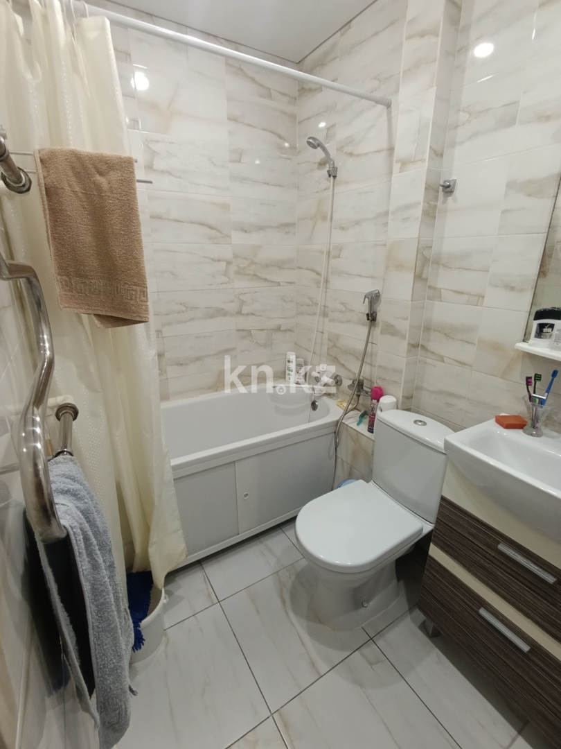 Продажа 3-комнатной квартиры, 56 м² - Продажа трехкомнатных квартир в Караганде фото 13 из 14