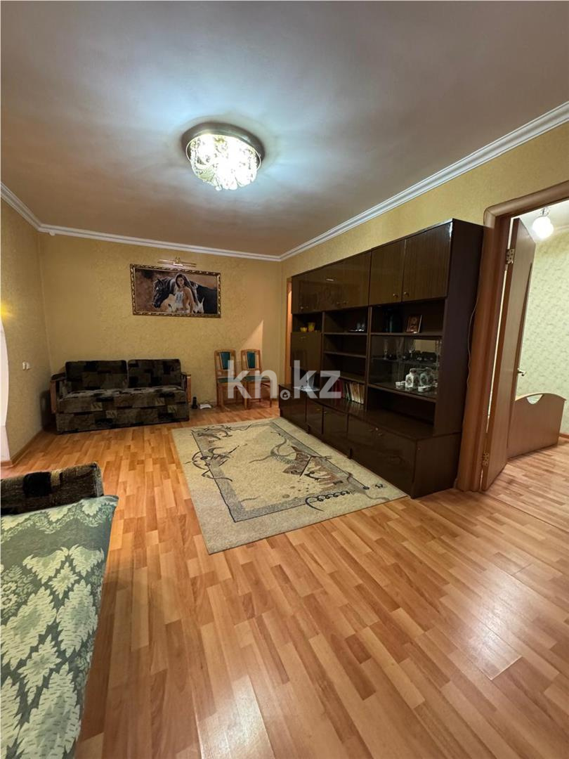 Продажа 2-комнатной квартиры, 45 м², ул. Пичугина - Продажа квартир в Караганде фото 2 из 11