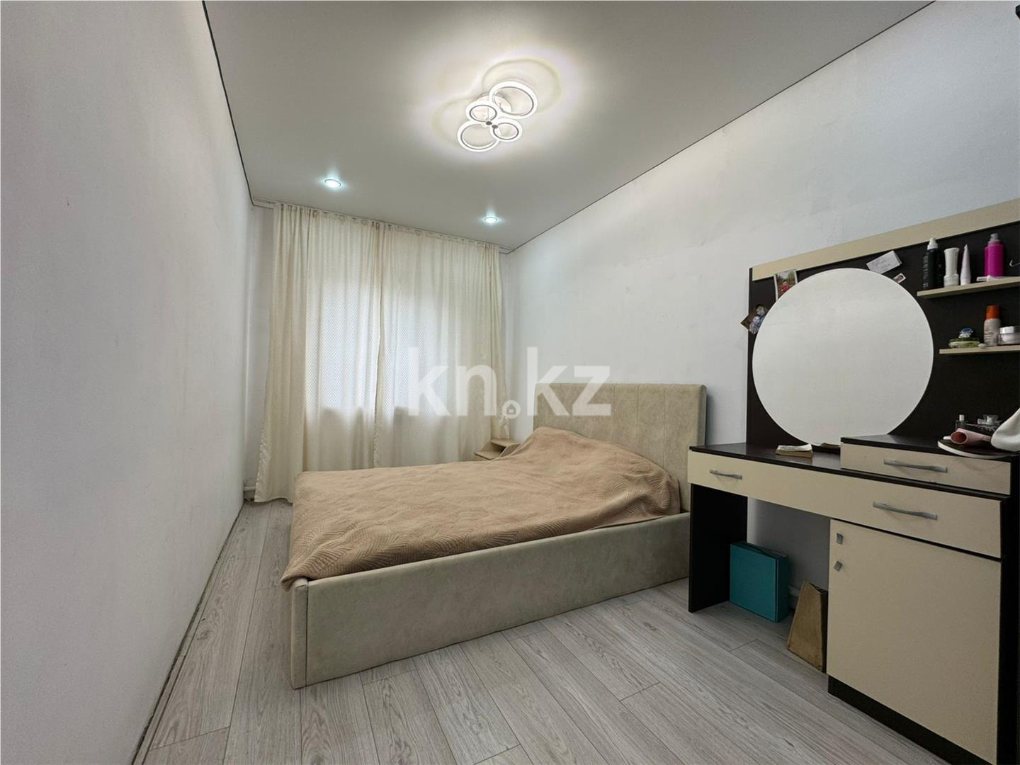 Продажа 5-комнатного дома, 203.3 м², 83 квартал, дом  2/1 в Караганде - фото 2