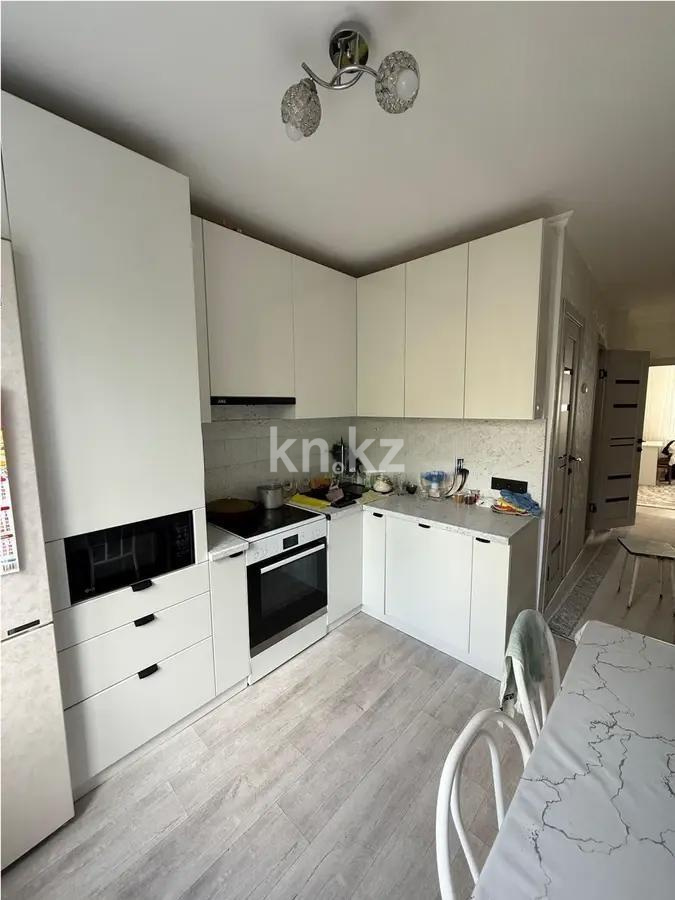 Продажа 3-комнатной квартиры, 63 м², 22-й мкр., дом  31 в Караганде - фото 4