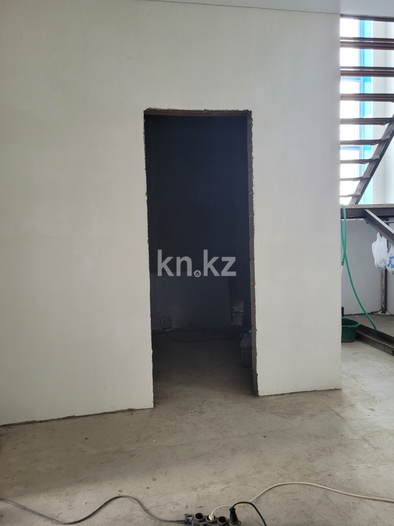 Продажа 6-комнатного дома, 288 м², ул. Ондасынова - Продажа домов, коттеджей в Караганде фото 18 из 18