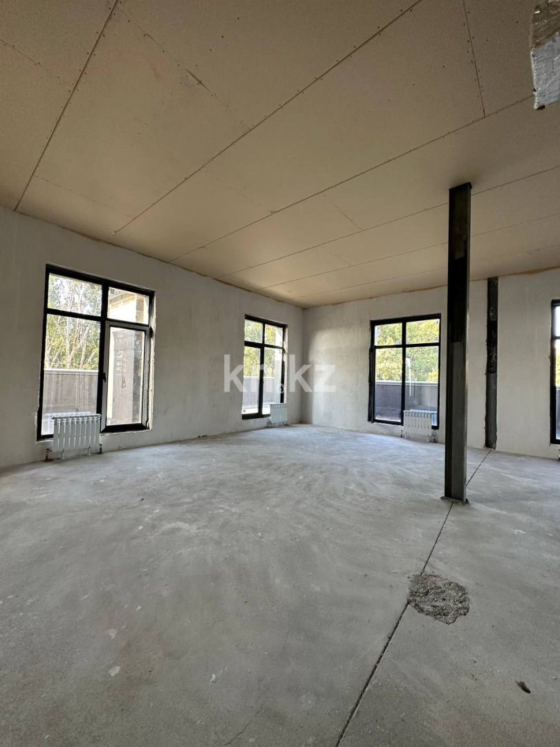 Продажа 4-комнатной квартиры, 213 м², Ерменсай, дом  36 - ул. Ушкемпирова - Продажа  четырехкомнатных квартир в новостройках Алматы фото 5 из 8