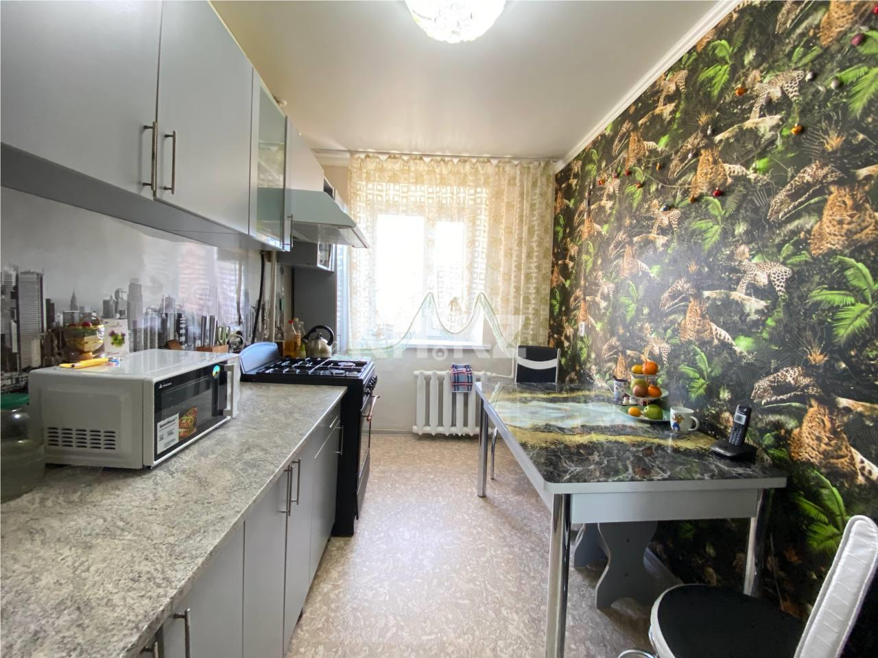Продажа 4-комнатной квартиры, 83 м², ул. Жекибаева, дом  133/1 - Продажа квартир в Караганде фото 8 из 13
