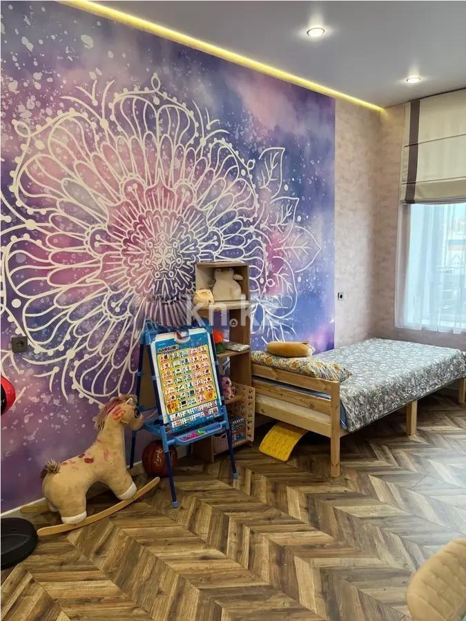Продажа 4-комнатной квартиры, 120 м², ул. Мухамедханова, дом  12 - Продажа  четырехкомнатных квартир в Астане фото 2 из 8