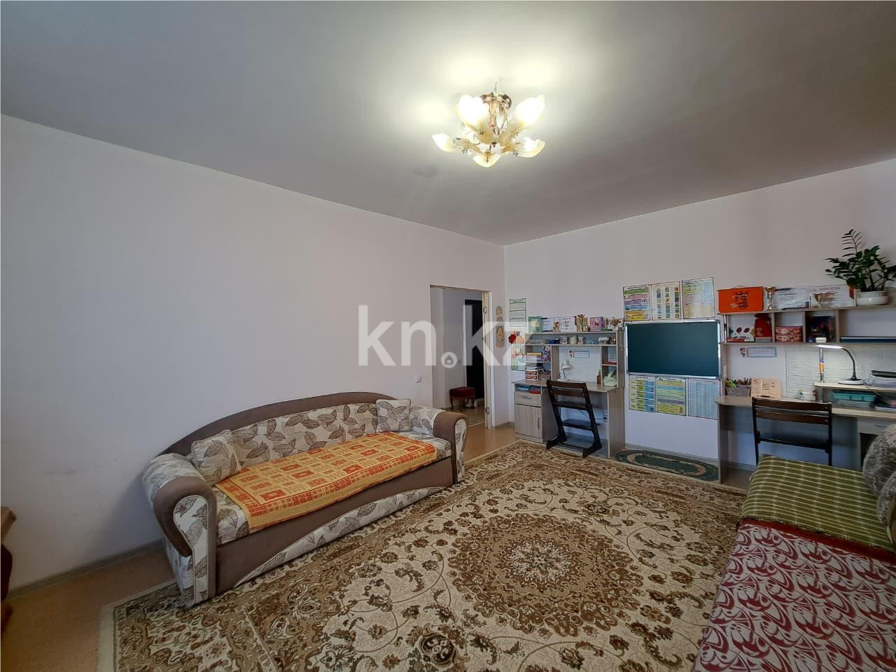 Продажа 3-комнатной квартиры, 92.4 м², ул. Дукенулы, дом  38/1 в Астане - фото 2