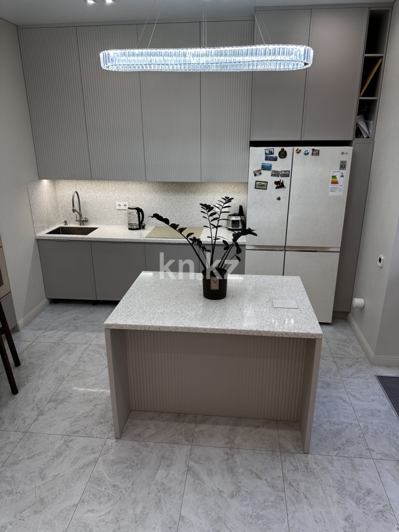 Продажа 3-комнатной квартиры, 95 м², ул. Бокейхана, дом  16/3 - пр. Мангилик Ел - Продажа  трехкомнатных квартир в Астане фото 5 из 24