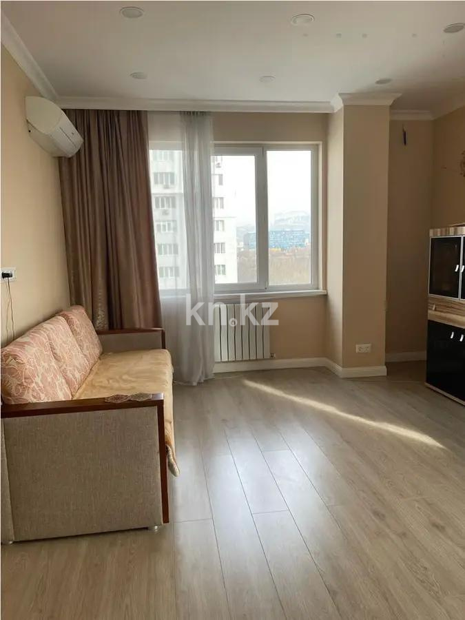Продажа 2-комнатной квартиры, 76 м², ул. Макатаева, дом  131/1 - Продажа квартир в Алматы фото 1 из 4