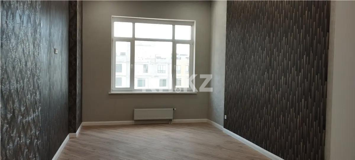 Продажа 2-комнатной квартиры, 80 м², ул. Е-882, дом  7 - Продажа  двухкомнатных квартир в Астане без посредников фото 1 из 2