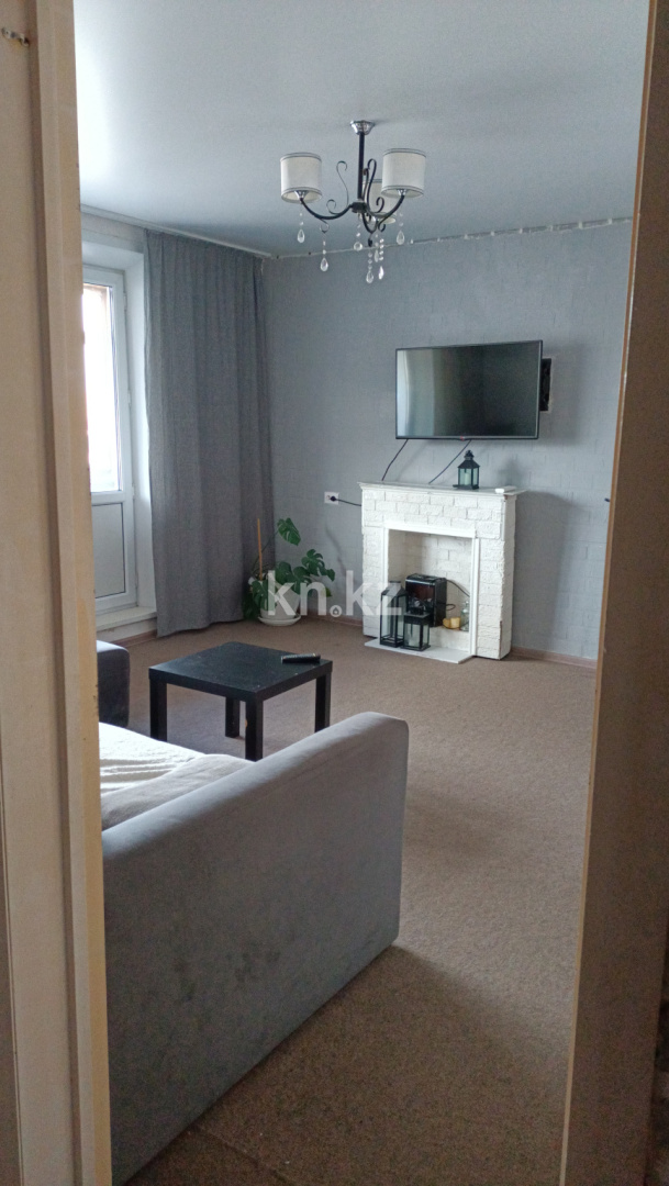 Продажа 3-комнатной квартиры, 64 м² - Продажа  трехкомнатных квартир в Караганде на Юго-Востоке фото 1 из 5