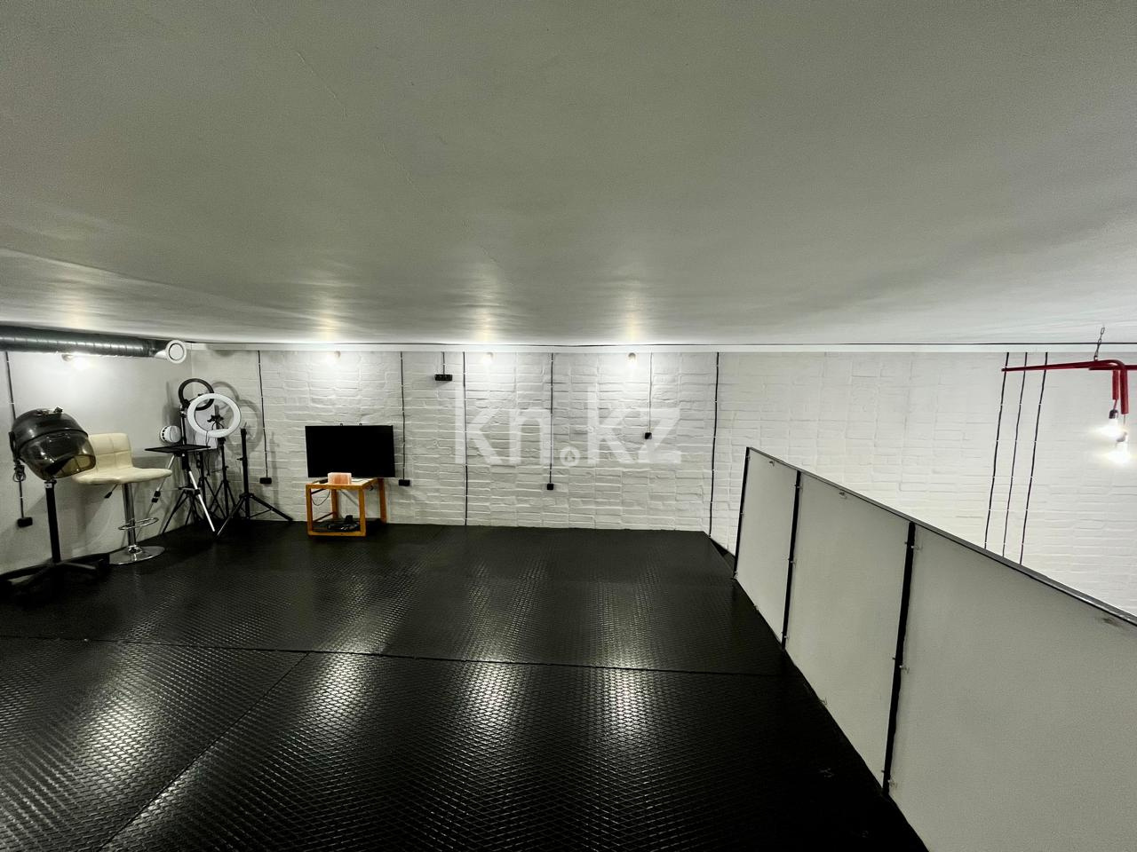 Продажа помещения, 104 м² - Продажа офисных и торговых помещений в Караганде фото 6 из 15