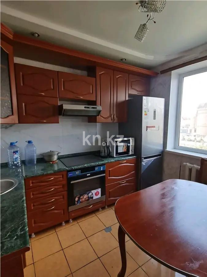 Продажа 3-комнатной квартиры, 70 м², ул. Таттимбета, дом  18 в Караганде - фото 4