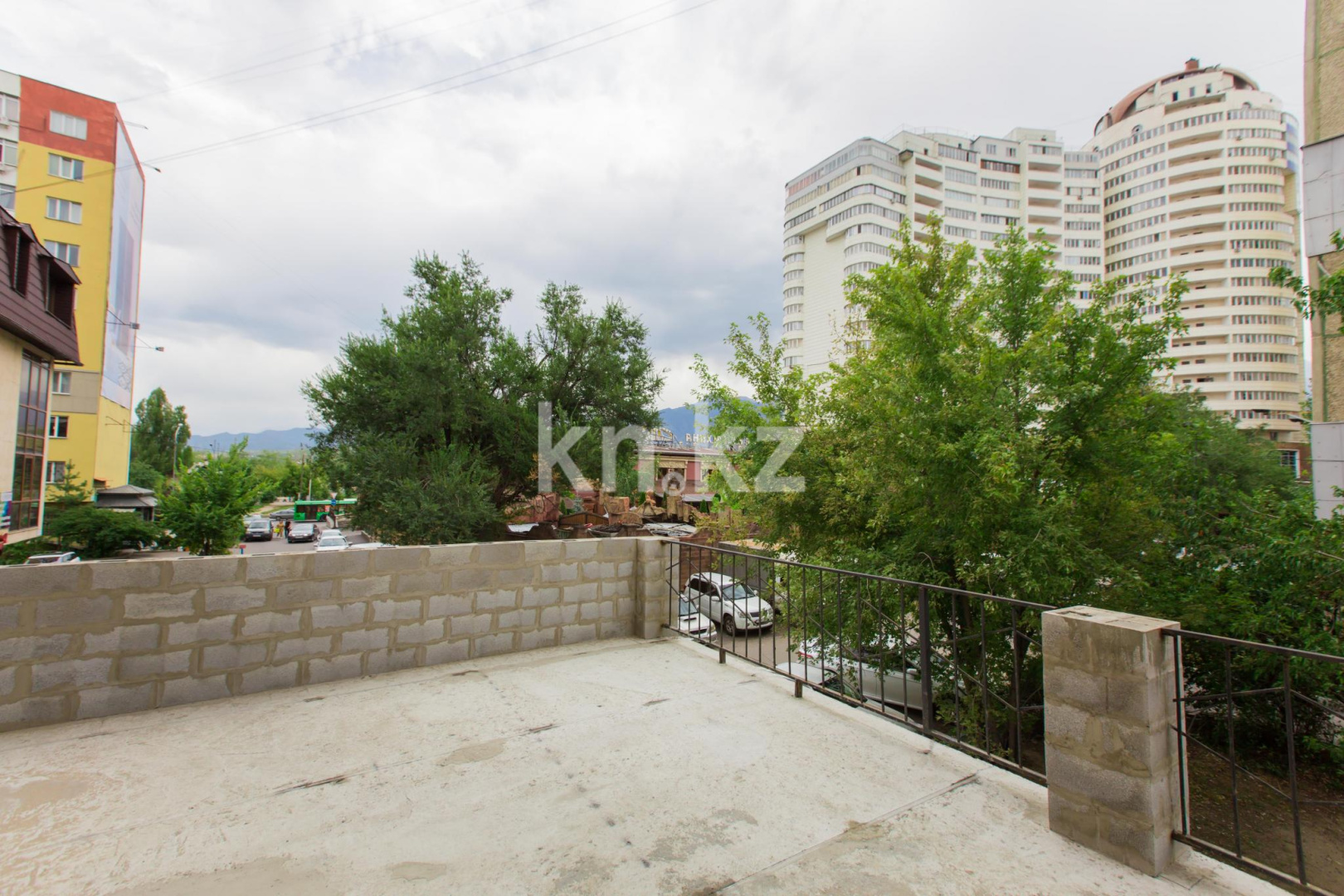 Продажа 3-комнатной квартиры, 73 м², ул. Розыбакиева, дом  283а в Алматы - фото 14