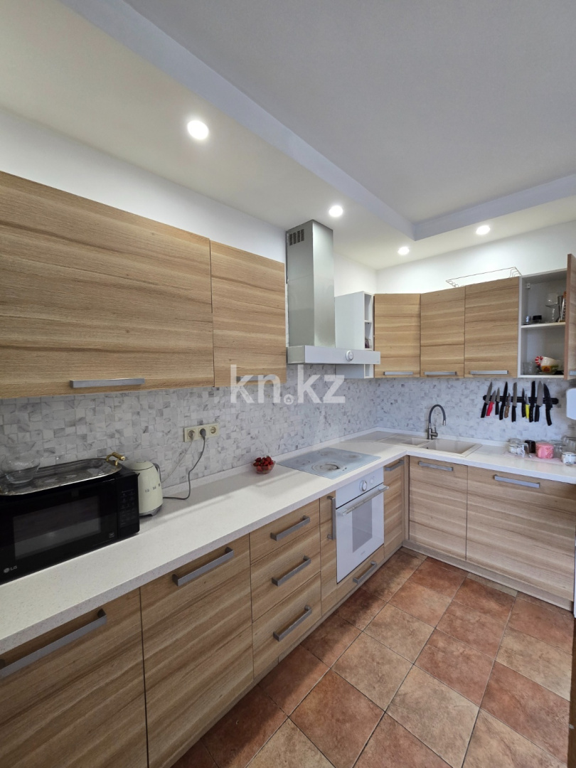Продажа 2-комнатной квартиры, 94.2 м² в Алматы - фото 22