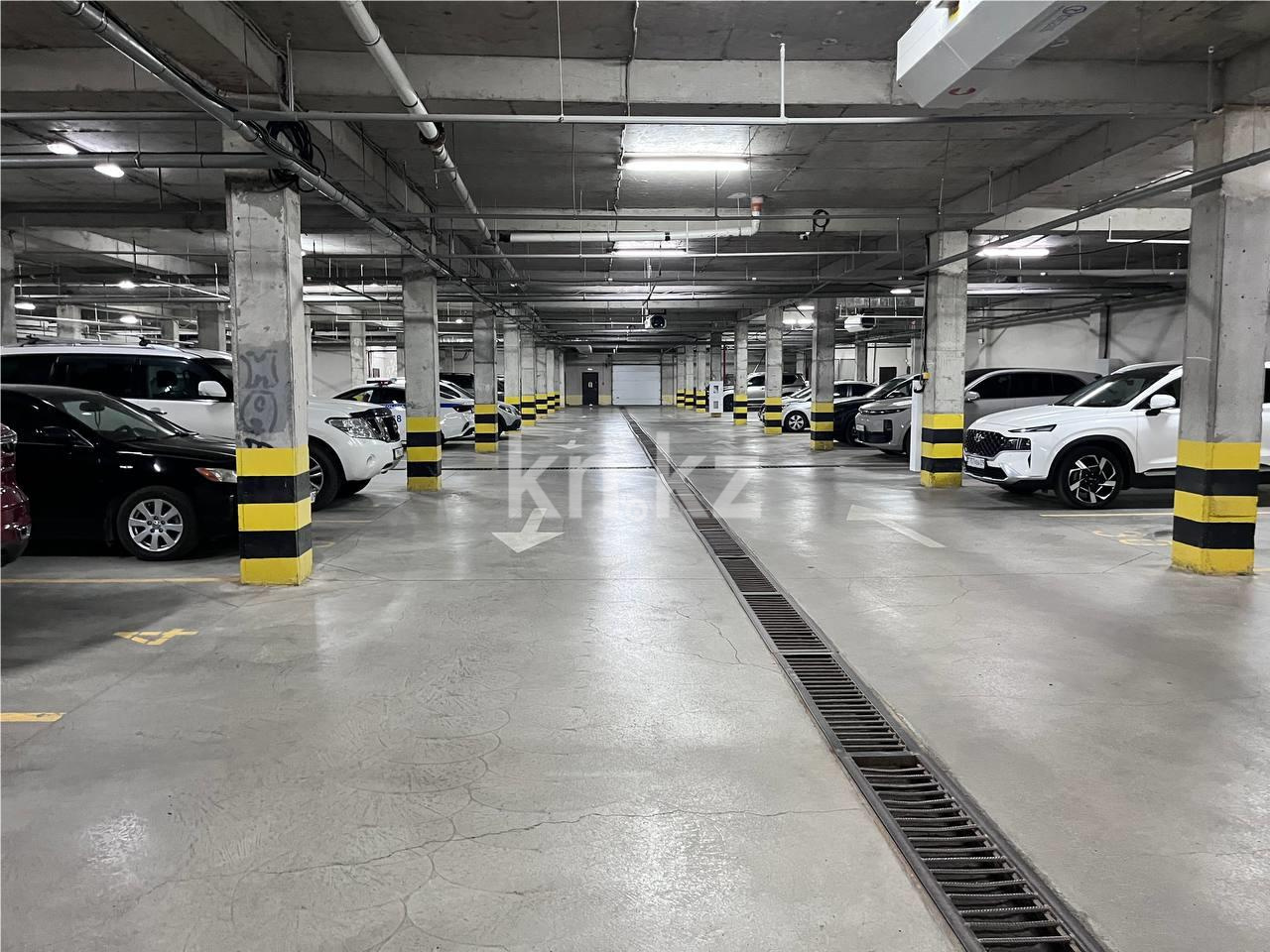 Продажа 4-комнатной квартиры, 107 м², пр. Шахтеров - Продажа  четырехкомнатных квартир в Караганде фото 38 из 40