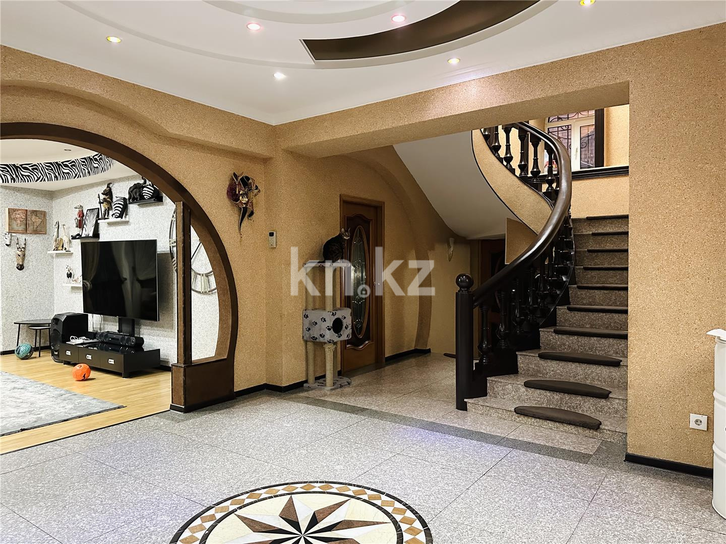 Продажа 9-комнатного дома, 366.9 м² - Продажа домов, коттеджей в Казахстане фото 33 из 48