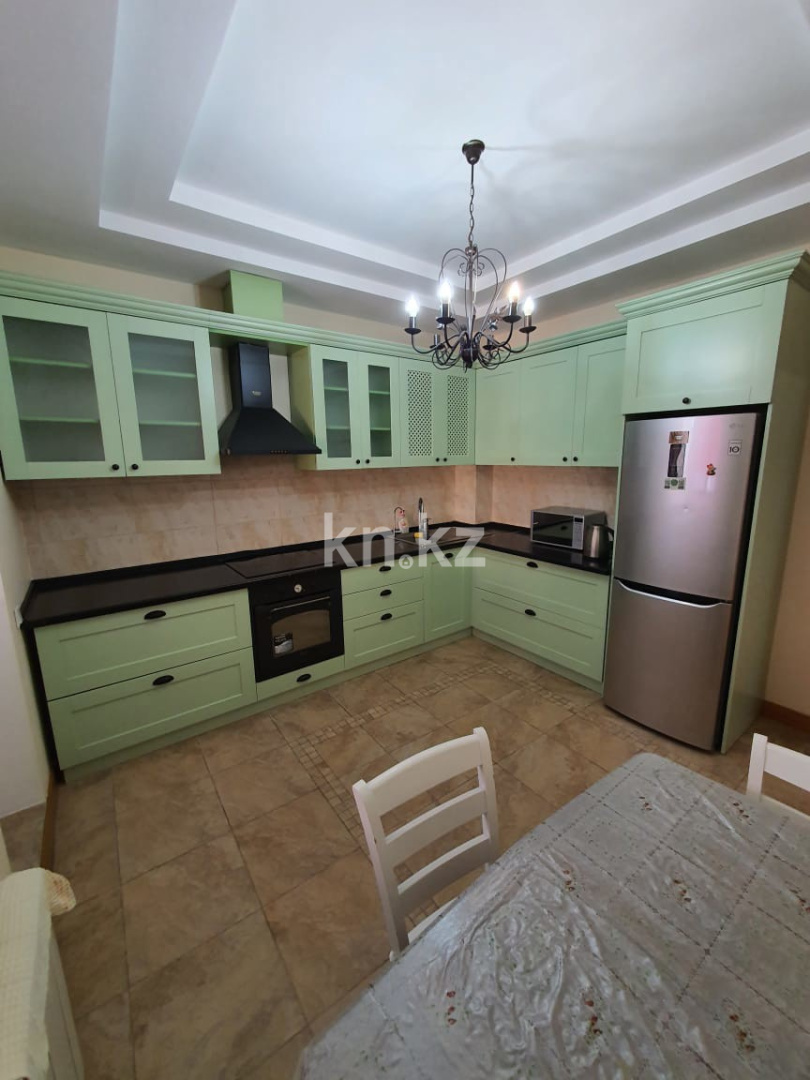 Аренда 2-комнатной квартиры, 80 м², ул. Кекилбайулы, дом  38г - Аренда жилой и коммерческой недвижимости в Казахстане фото 1 из 13