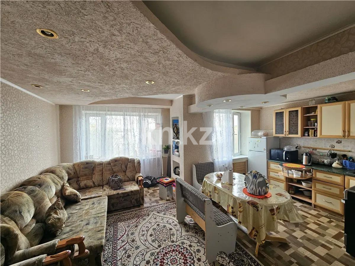 Продажа 3-комнатной квартиры, 69 м², пр. Металлургов, дом  21/3 - Продажа  трехкомнатных квартир в Темиртау фото 1 из 4