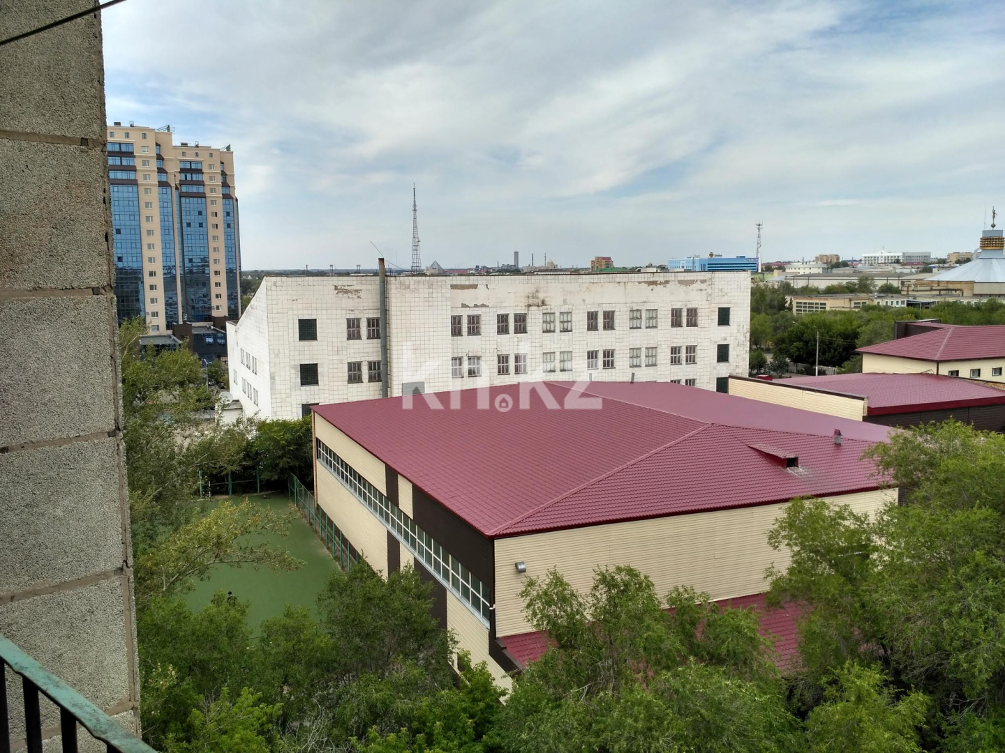 Продажа 3-комнатной квартиры, 60 м², ул. Ержанова, дом  17 - Продажа  трехкомнатных квартир в Караганде без посредников фото 3 из 10