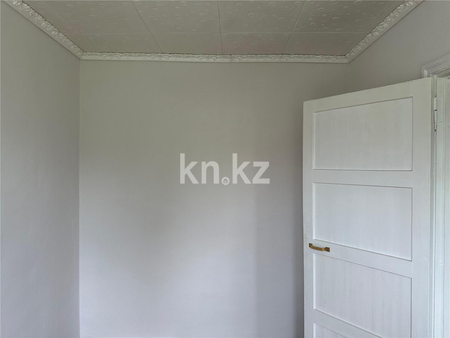 Продажа 3-комнатной квартиры, 42 м² - Продажа недвижимости в Караганде фото 3 из 9