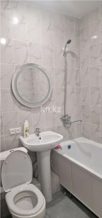 Продажа 1-комнатной квартиры, 35 м², ул. Толе би, дом  146 в Алматы - фото 3