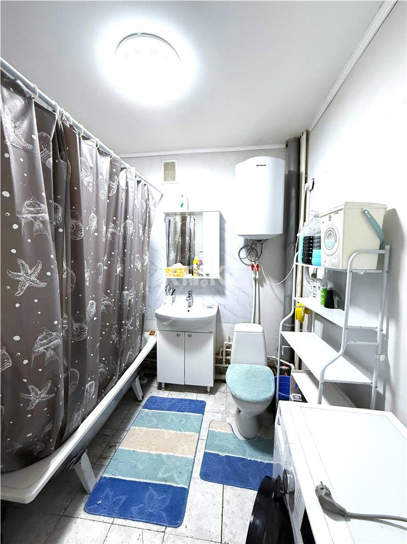 Продажа 2-комнатной квартиры, 40 м², мкр-н 16 в Караганде - фото 7