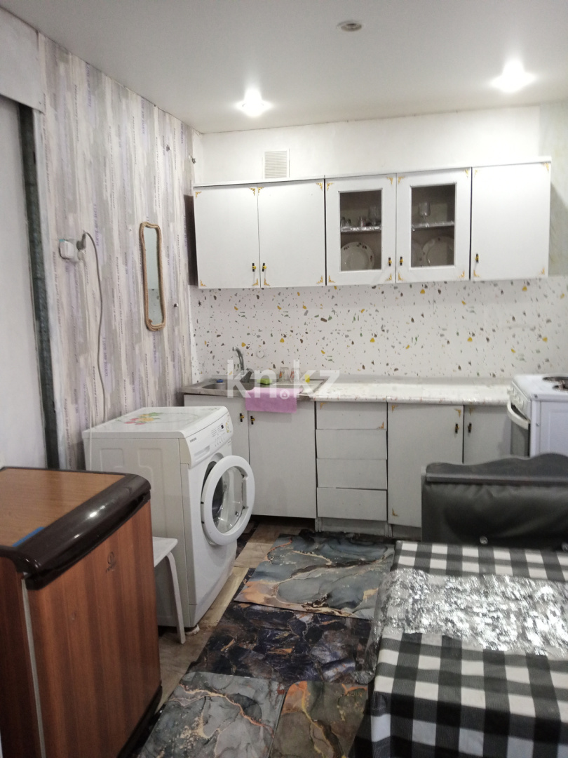 Аренда 2-комнатной квартиры, 45 м², ул. Караганды, дом  28 - Продажа домов, коттеджей в Атырау фото 4 из 18
