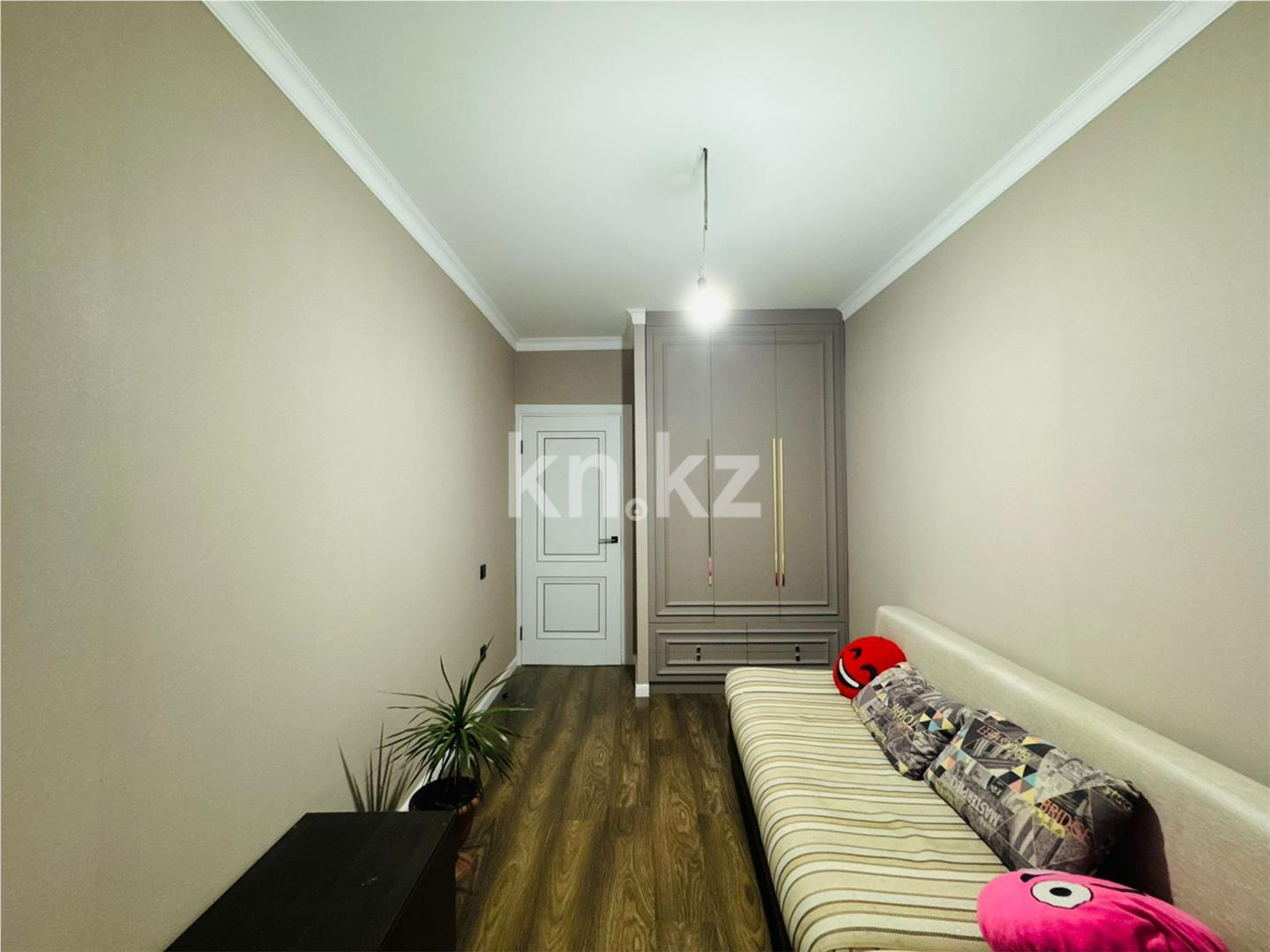 Продажа 3-комнатной квартиры, 73 м², ул. Е-15 в Астане - фото 6