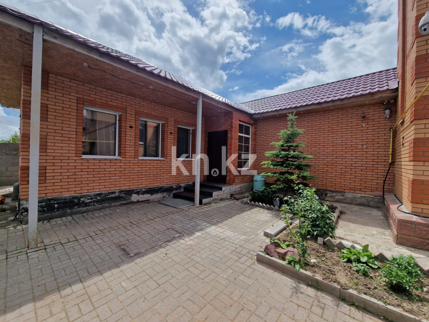 Продажа 7-комнатного дома, 230 м² - Продажа домов, коттеджей в Казахстане - страница 8 фото 2 из 19
