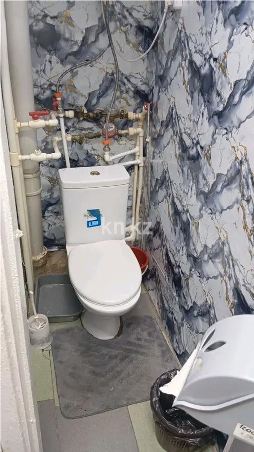 Продажа 1-комнатной квартиры, 32 м², 1 кв-л, дом  8 в Караганде - фото 4