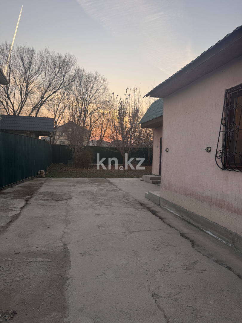 Продажа 2-комнатного дома, 70 м², Алпамыс батыр, дом  79 - Продажа домов, коттеджей в Казахстане фото 1 из 2