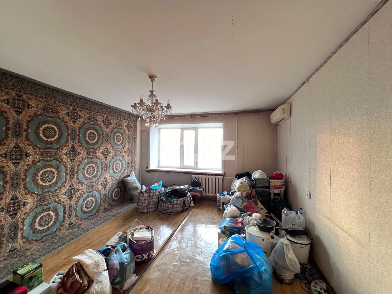 Продажа 3-комнатной квартиры, 62 м², ул. Гапеева, дом  1 - Продажа  трехкомнатных квартир в Караганде фото 1 из 15