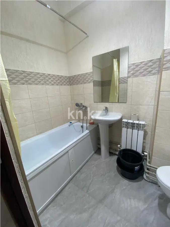 Продажа 1-комнатной квартиры, 39 м², мкр-н Айнабулак-2, дом  32/2 в Алматы - фото 3