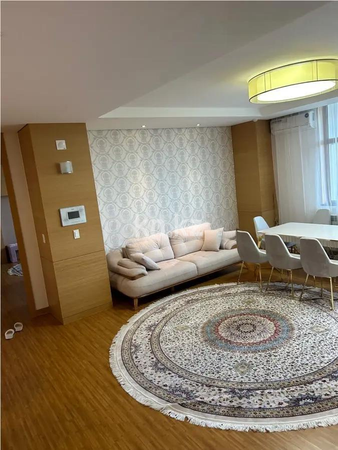 Продажа 3-комнатной квартиры, 145 м², ул. Байтурсынова, дом  5 - Продажа квартир в Казахстане фото 1 из 11