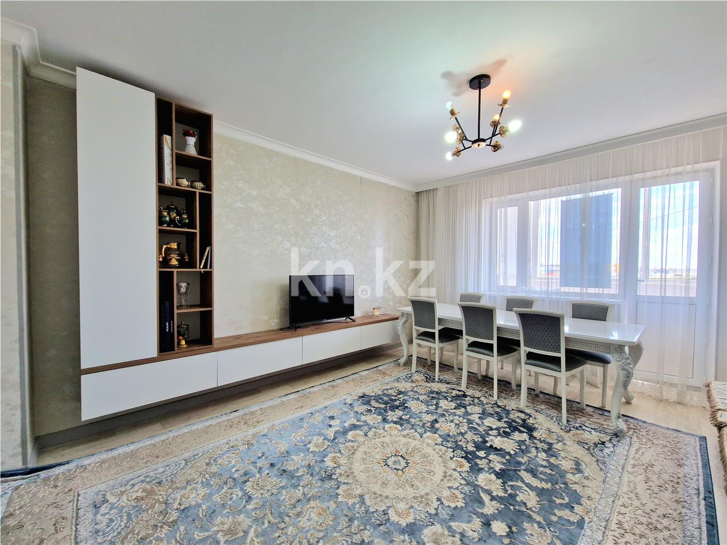 Продажа 2-комнатной квартиры, 70 м² - Продажа недвижимости в Караганде - страница 2 фото 2 из 12