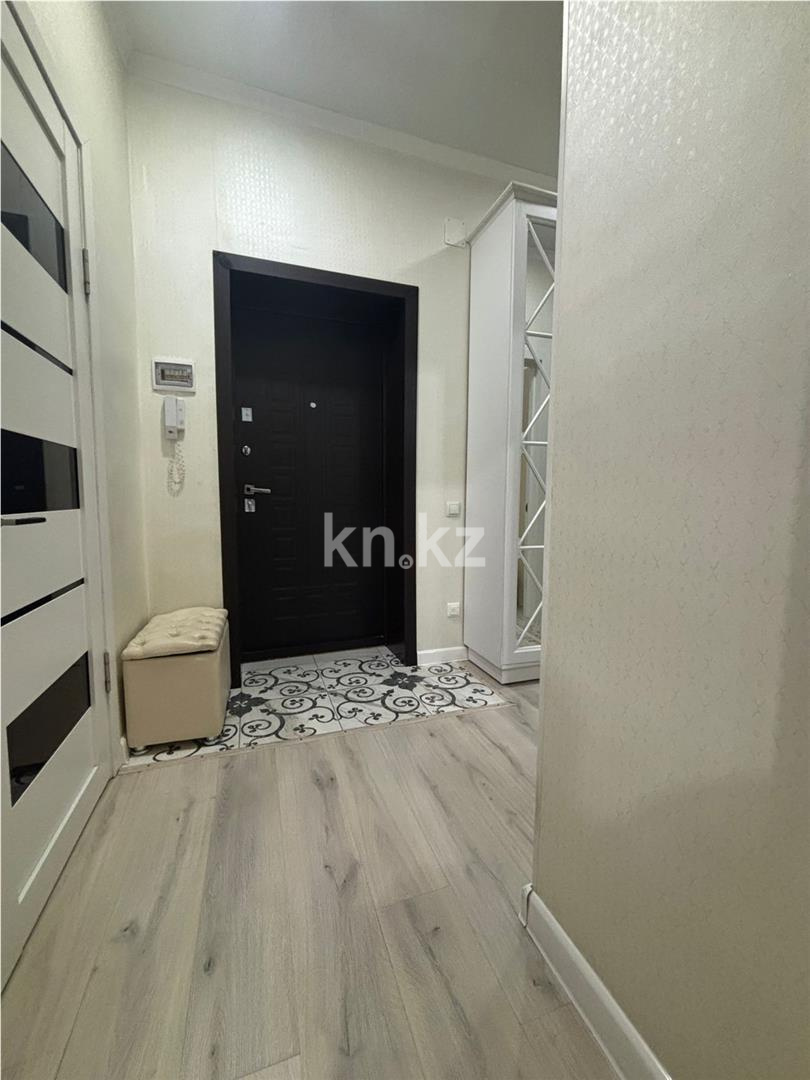 Продажа 2-комнатной квартиры, 65 м², мкр-н Степной-2 - Продажа квартир в Караганде фото 8 из 12