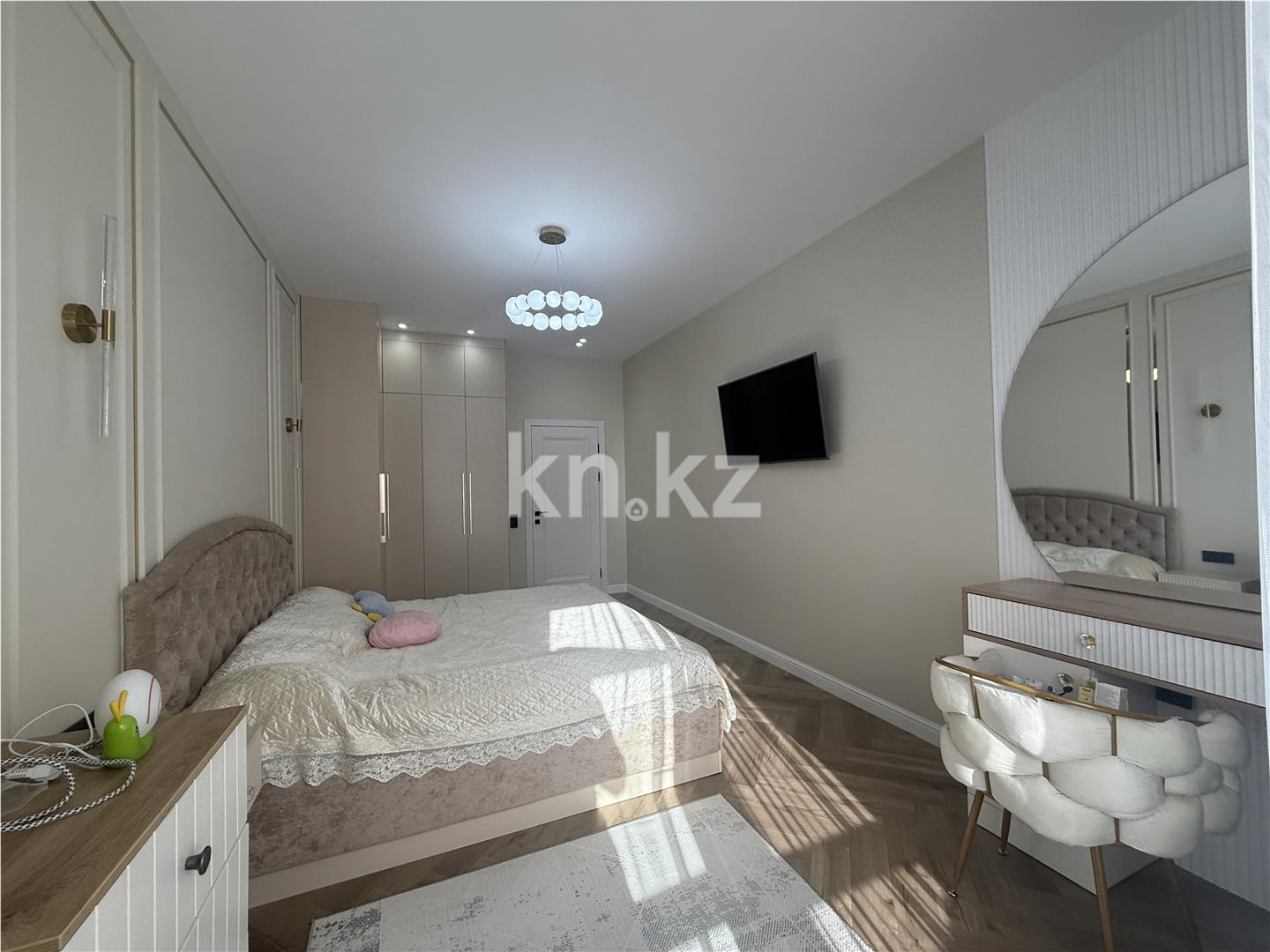 Продажа 4-комнатной квартиры, 120 м², ул. Ашимова, дом  13 - Продажа  четырехкомнатных квартир в Караганде фото 8 из 35