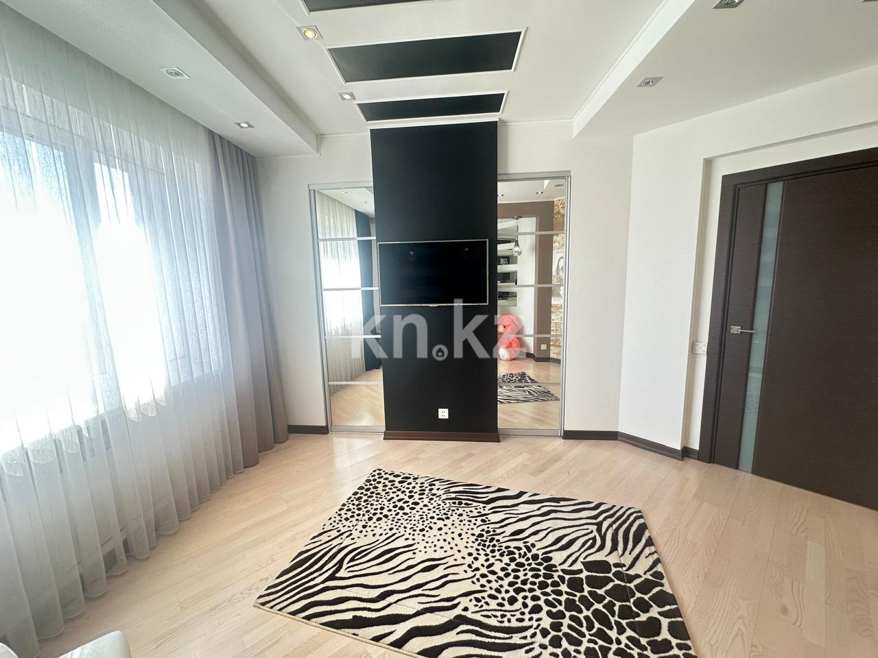 Продажа 3-комнатной квартиры, 117 м², пр. Республики в Караганде - фото 10