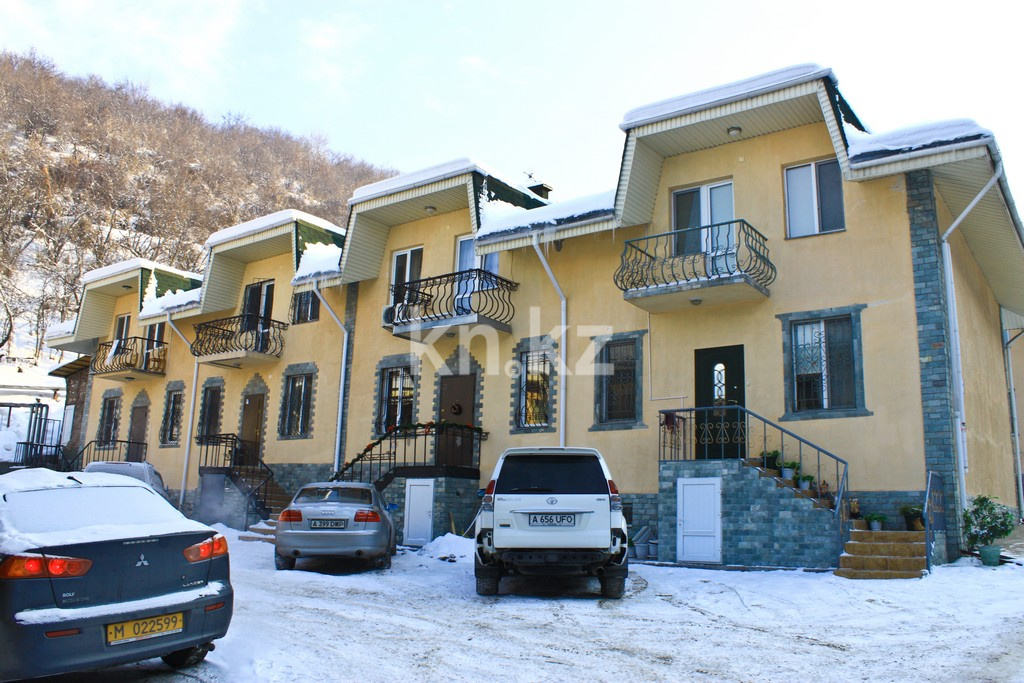 Продажа 5-комнатной квартиры, 198 м², ул. Ладушкина, дом  150/7 в Алматы - фото 12