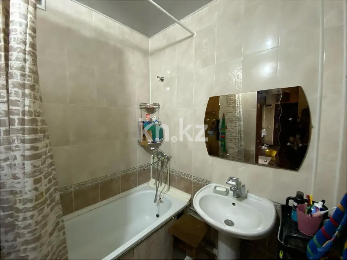 Продажа 3-комнатной квартиры, 77 м², мкр-н Аксай-4, дом  16а в Алматы - фото 5