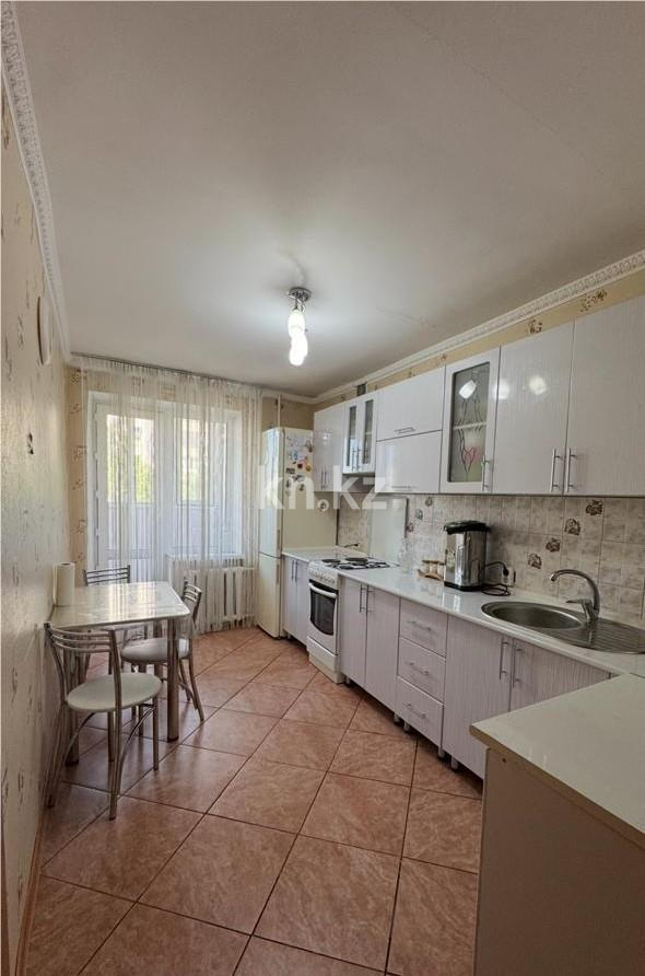 Продажа 3-комнатной квартиры, 64 м², мкр-н Орбита-1 - Продажа  трехкомнатных квартир в Караганде фото 6 из 15