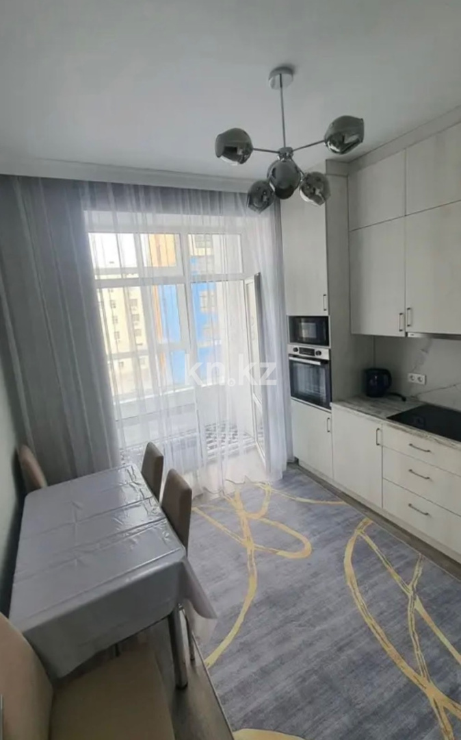 Аренда 1-комнатной квартиры, 38 м² в Астане